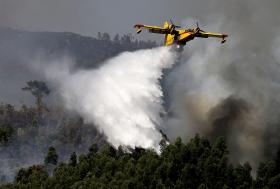 INCÊNDIO EM MONTALEGRE DOMINADO – PROTEÇÃO CIVIL