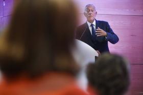 MARCELO ESPERA QUE COMISSÃO EUROPEIA ADOTE POSIÇÃO “IGUAL PARA TODOS” NO CASO DE DURÃO