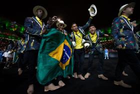 PARALÍMPICOS2016: BRASIL ABRE JOGOS COM SAMBA. PRAIA E APELOS À SUPERAÇÃO