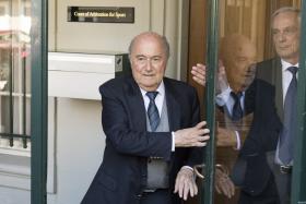 BLATTER SUSPEITO DE NOVOS INDÍCIOS CRIMINAIS DE MILHÕES DE EUROS NA FIFA