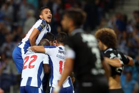 FC PORTO REGRESSA AOS TRIUNFOS, AO BATER VITÓRIA DE GUIMARÃES