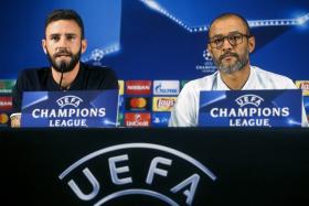 NUNO ESPÍRITO SANTO QUER UM FC PORTO “CONSISTENTE” PARA VENCER LEICESTER