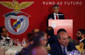 VIEIRA ANUNCIA LUCRO DO BENFICA PELO TERCEIRO ANO CONSECUTIVO