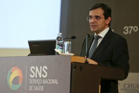 PORTUGUESES SEM MÉDICO DE FAMÍLIA DESCEM A 500 MIL NO FINAL DO ANO – MINISTRO