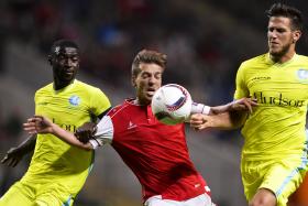 LE: SPORTING DE BRAGA ESTREIA-SE COM EMPATE NA RECEÇÃO AO GENT