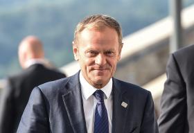 UE ESTÁ PREPARADA PARA NEGOCIAÇÕES DO BREXIT “AMANHÃ” – TUSK