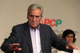 JERÓNIMO DE SOUSA APELA A ALARGAMENTO DE PASSE SOCIAL INTERMODAL EM LISBOA E PORTO