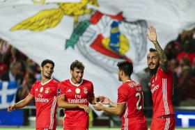 BENFICA DEFENDE LIDERANÇA EM CHAVES NUM DUELO DE INVICTOS NA I LIGA