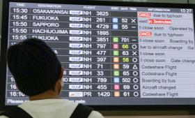 VOOS CANCELADOS, EVACUAÇÕES E CHUVAS NO JAPÃO À PASSAGEM DO TUFÃO MALAKAS
