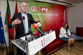 SÓCRATES CRITICA PS E GOVERNO POR DIPLOMA RELATIVO AO SIGILO BANCÁRIO