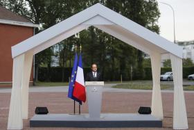 PR FRANCÊS GARANTE DESMANTELAMENTO TOTAL DA “SELVA” DE CALAIS ATÉ FIM DO ANO