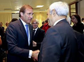 OE2016: PASSOS DIZ QUE GOVERNO ESTÁ A TRAVAR DESPESA PARA APRESENTAR “BOAS CONTAS”