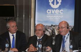 CAPOULAS QUER FRANGO NACIONAL NOS MERCADOS ASIÁTICOS