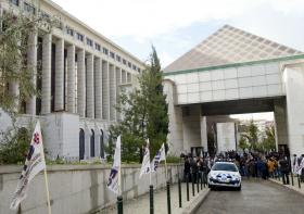 CGD PÕE JOE BERARDO EM TRIBUNAL PARA EXECUTAR 2,9ME