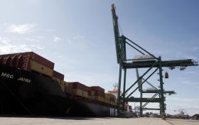 PORTO DE SINES PREVÊ TERMINAR ANO COM 48,5 MILHÕES DE TONELADAS DE CARGA MOVIMENTADA