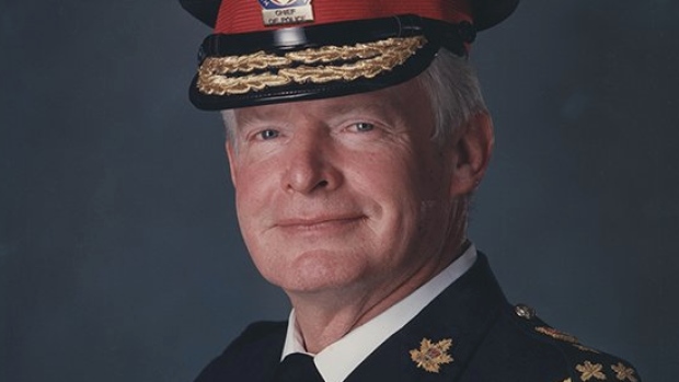 O ex-chefe da polícia de Toronto William McCormack morreu, anunciou o Serviço de Polícia de Toronto na quinta-feira.