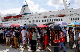 MAIOR LIVRARIA FLUTUANTE DO MUNDO FAZ ESCALA EM CABO VERDE EM NOVEMBRO