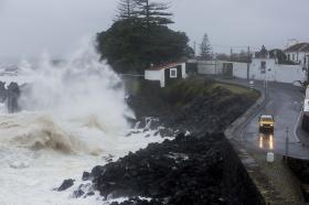 BOIAS ONDOGRÁFICAS MONITORIZAM EM TEMPO REAL ESTADO DO MAR NOS AÇORES DESDE 2004