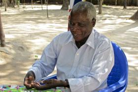 DHLAKAMA CONFIA QUE HAVERÁ ACORDO DE PAZ EM MOÇAMBIQUE ATÉ FINAIS DE NOVEMBRO