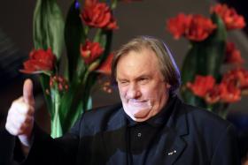 GÉRARD DEPARDIEU E FANNY ARDANT APRESENTAM ESTREIA DE “O DIVÃ DE ESTALINE”