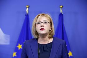 SANÇÕES: BRUXELAS DIZ QUE SUSPENSÃO DE FUNDOS SÓ SE SENTIRÁ EM 2020 E SE PORTUGAL NÃO AGIR