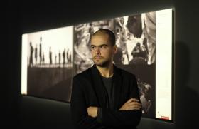 FOTOJORNALISTA MÁRIO CRUZ LANÇA HOJE LIVRO SOBRE CRIANÇAS ESCRAVIZADAS