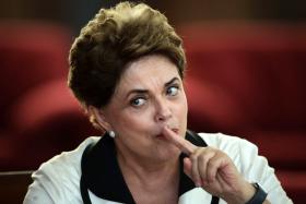 AFASTADOS FUNCIONÁRIOS PÚBLICOS BRASILEIROS SUSPEITOS DE AGILIZAR REFORMA DA EX-PR DILMA