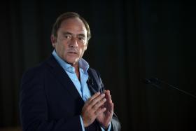 PAULO PORTAS DIZ QUE EUROPA ESTÁ A “CAVAR MODELO DIFÍCIL”