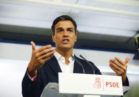 PEDRO SÁNCHEZ DESPEDE-SE E PROMETE “APOIO LEAL” À NOVA DIREÇÃO SOCIALISTA