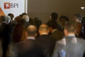 ADMINISTRADOR DO BPI RENUNCIA AO CARGO EM “DIVERGÊNCIA PROFUNDA” COM PARECER SOBRE OPA