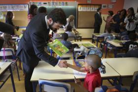 MINISTÉRIO DA EDUCAÇÃO AUTORIZA CONTRATAÇÃO DE 300 FUNCIONÁRIOS PARA ESCOLAS