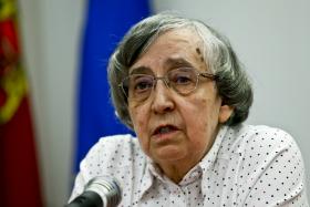 OE2017: TEODORA CARDOSO ACREDITA QUE ORÇAMENTO PASSA EM BRUXELAS MAS NÃO POR BOAS RAZÕES
