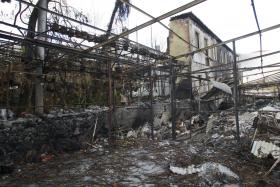 INCÊNDIOS: MADEIRA AINDA AGUARDA APOIO DO ESTADO PARA RECUPERAÇÃO DE HABITAÇÕES