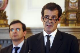 RUI MOREIRA PASSOU PROCURAÇÃO PARA CÂMARA DO PORTO NEGOCIAR COM EMPRESA DA FAMÍLA