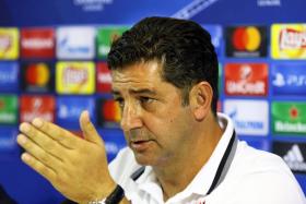 RUI VITÓRIA DIZ QUE DERROTA EM NÁPOLES É PASSADO E NÃO AFETA BENFICA ANTES DO FEIRENSE