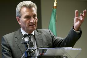 OE2017: COMISSÁRIO OETTINGER “OTIMISTA” QUANTO A PORTUGAL
