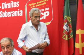 PCP CRITICA PS E BE E INSISTE EM MAIS DEZ EUROS PARA TODAS AS PENSÕES