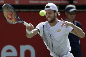JOÃO SOUSA ELIMINADO NA PRIMEIRA RONDA DO TORNEIO DE TÉNIS DE XANGAI