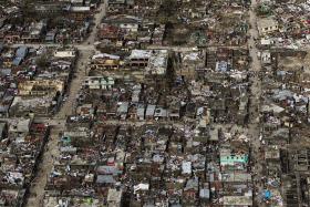 FURAÇÃO MATTHEW PROVOCOU PELO MENOS 820 MORTOS NO HAITI