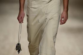 MODALISBOA: LUÍS CARVALHO ENCERRA HOJE 47.ª EDIÇÃO COM DESFILE NO PÁTIO DA GALÉ