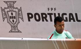 NANI ‘CHUMBA’ NOS EXAMES MÉDICOS E NÃO VIAJA COM SELEÇÃO NACIONAL DE FUTEBOL PARA AS ILHAS FAROÉ