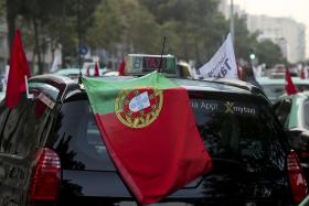 MINISTRA DA JUSTIÇA DIZ QUE PROTESTO DOS TAXISTAS “ESTÁ LONGE” DA DIMENSÃO PREVISTA