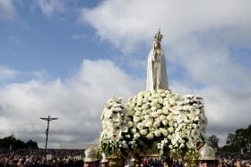 IMAGEM DE NOSSA SENHORA DE FÁTIMA VIAJA PARA A SÍRIA