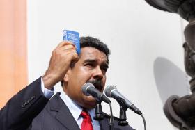 PRESIDENTE DA VENEZUELA APELA À PAZ E AO DIÁLOGO APÓS SUSPENSÃO DE REFERENDO REVOGATÓRIO