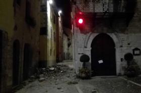 TERCEIRO SISMO DE MAGNITUDE 4,6 SENTIDO NO CENTRO DE ITÁLIA