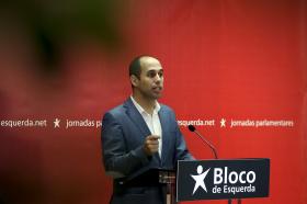 BE QUER SALÁRIOS DE GESTORES PÚBLICOS LIMITADOS AO ORDENADO DO PRIMEIRO-MINISTRO