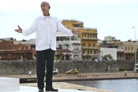 MARCELO DIZ QUE EM CUBA SALTOU REFERÊNCIA AO MULTIPARTIDARISMO SEM “NENHUMA INTENÇÃO”
