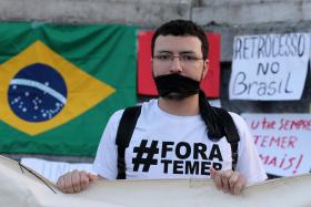 BRASILEIROS APELAM AO GOVERNO PORTUGUÊS PARA QUE RECONHEÇA ILEGITIMIDADE DE TEMER