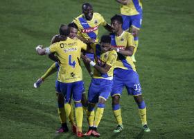 AROUCA VENCE MARÍTIMO E ABANDONA LANTERNA-VERMELHA DA I LIGA DE FUTEBOL