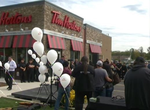 TIM HORTONS ABRE PRIMEIRA CAFETARIA EM RESERVA INDÍGENA